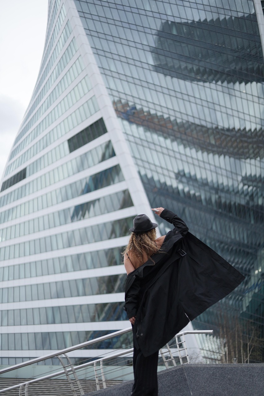 من فكرة إلى موقع إلكتروني: رحلة تصميم وتطوير الويب في مصر